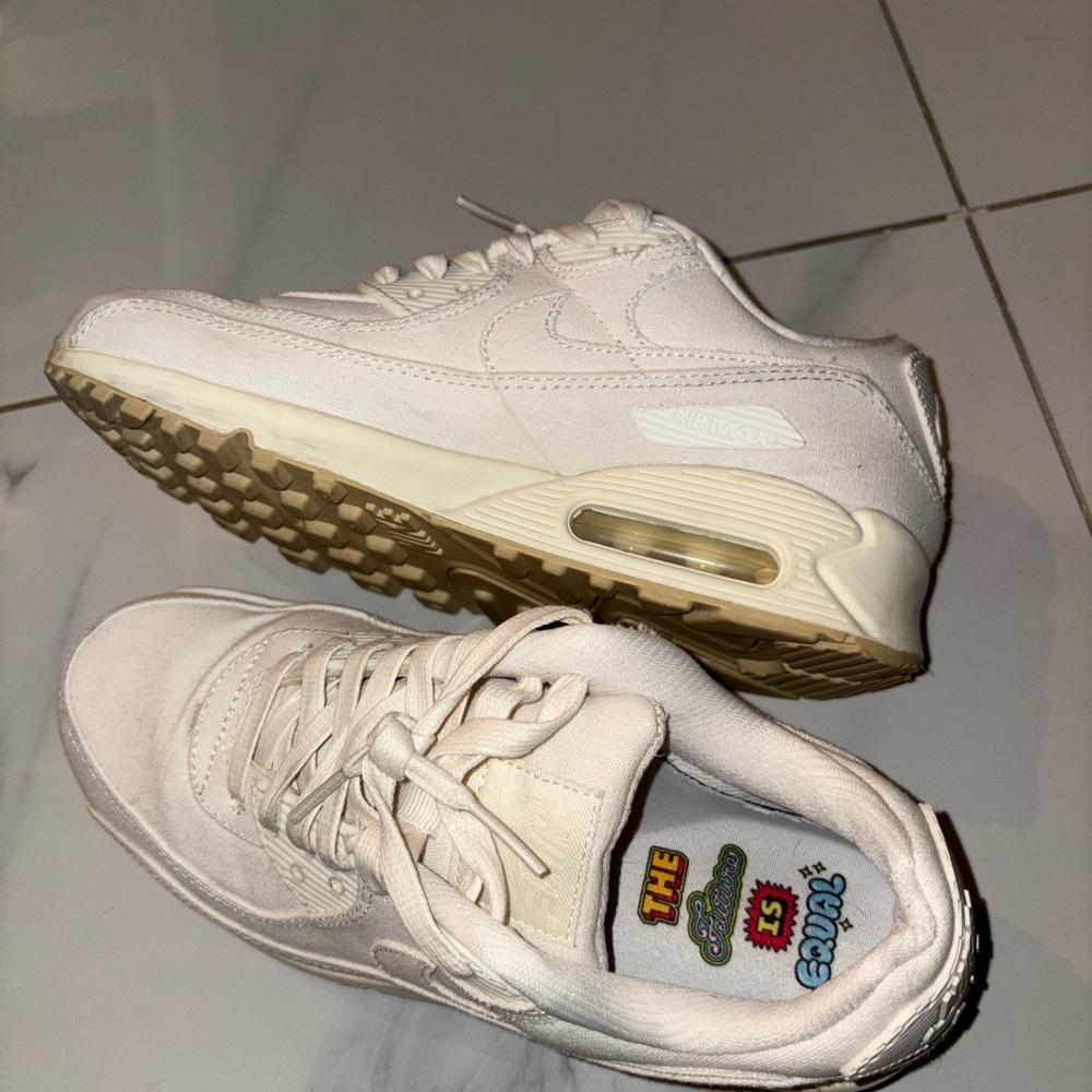 Nike Women's Sneakers in White and Tan